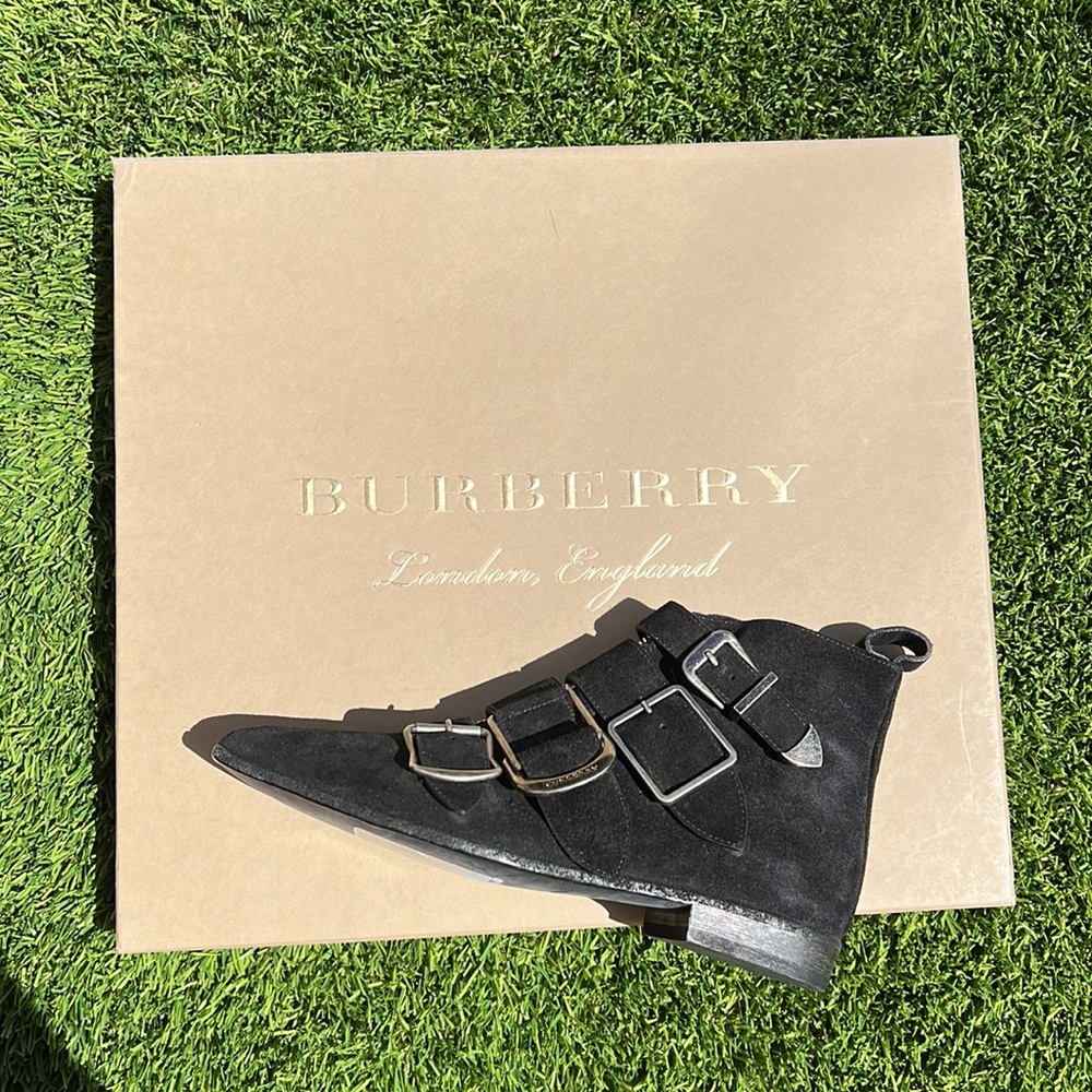 NWB Burberry ladies black buckled ankle boot size 35 - Picture 6 of 15